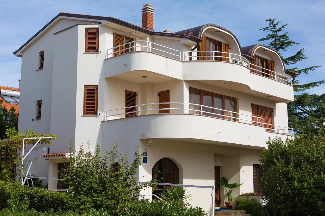 Apartman Vjekoslav クルク エクステリア 写真