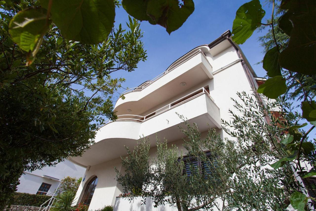 Apartman Vjekoslav クルク エクステリア 写真